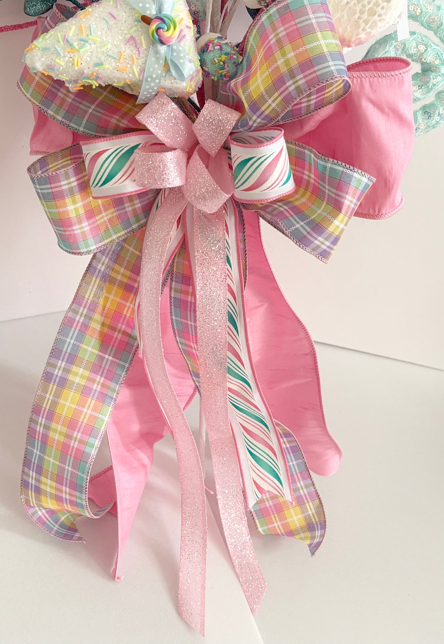 Candyland gingerbread collection tree topper