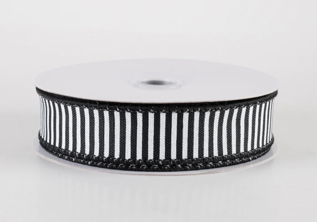 USA 7/8” horizontal thin strips, black and white, full roll 10 yards