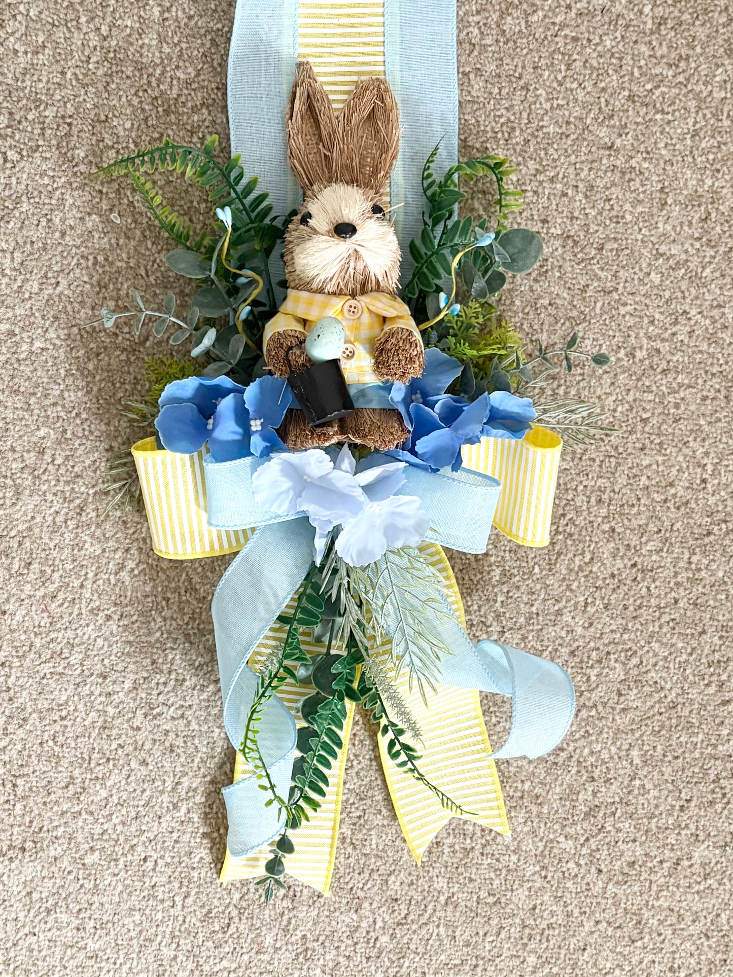 Double sided swag sisel bunny in blue and yellow