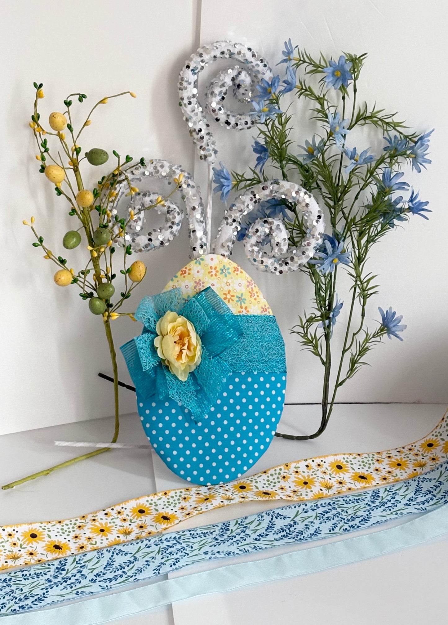 Easter egg attachment set in blue and yellow