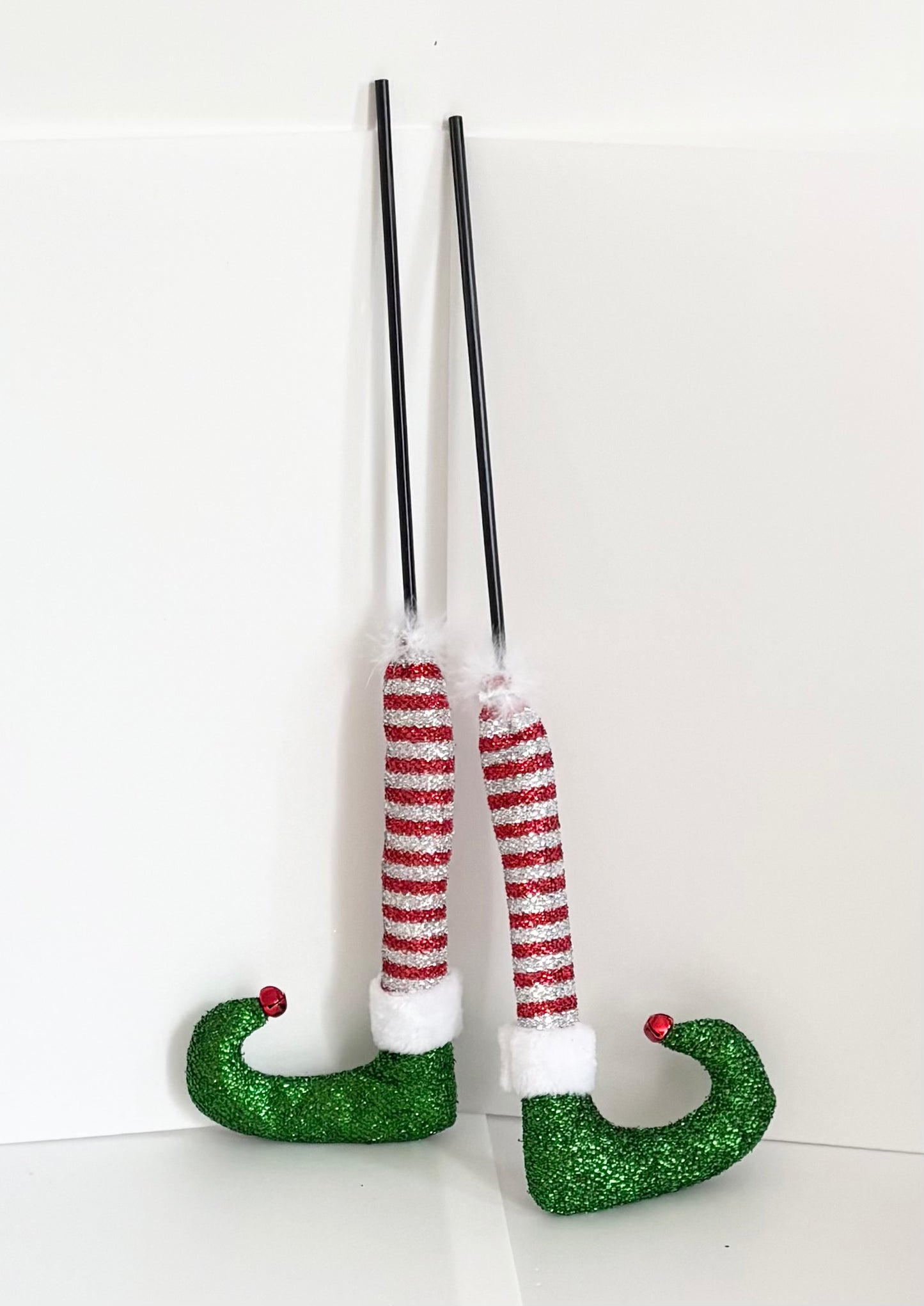 Set of 2 sparkly elf legs and hats