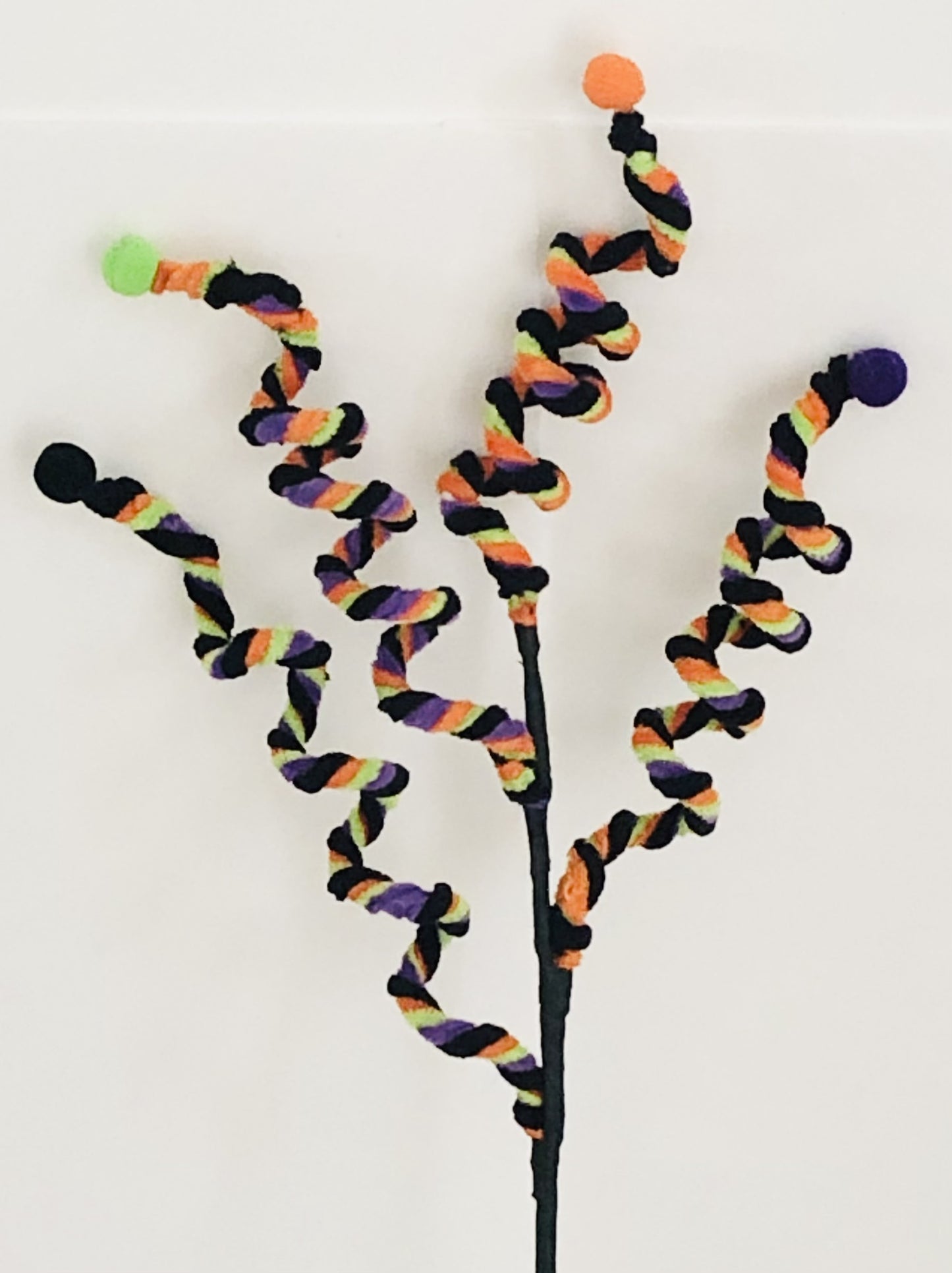 4 swirl Halloween spray