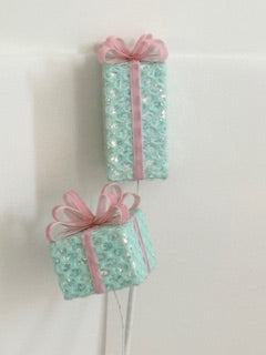 Mint Green Gift Box Pick with Pink Ribbon – Sparkling Present Christmas Decoration