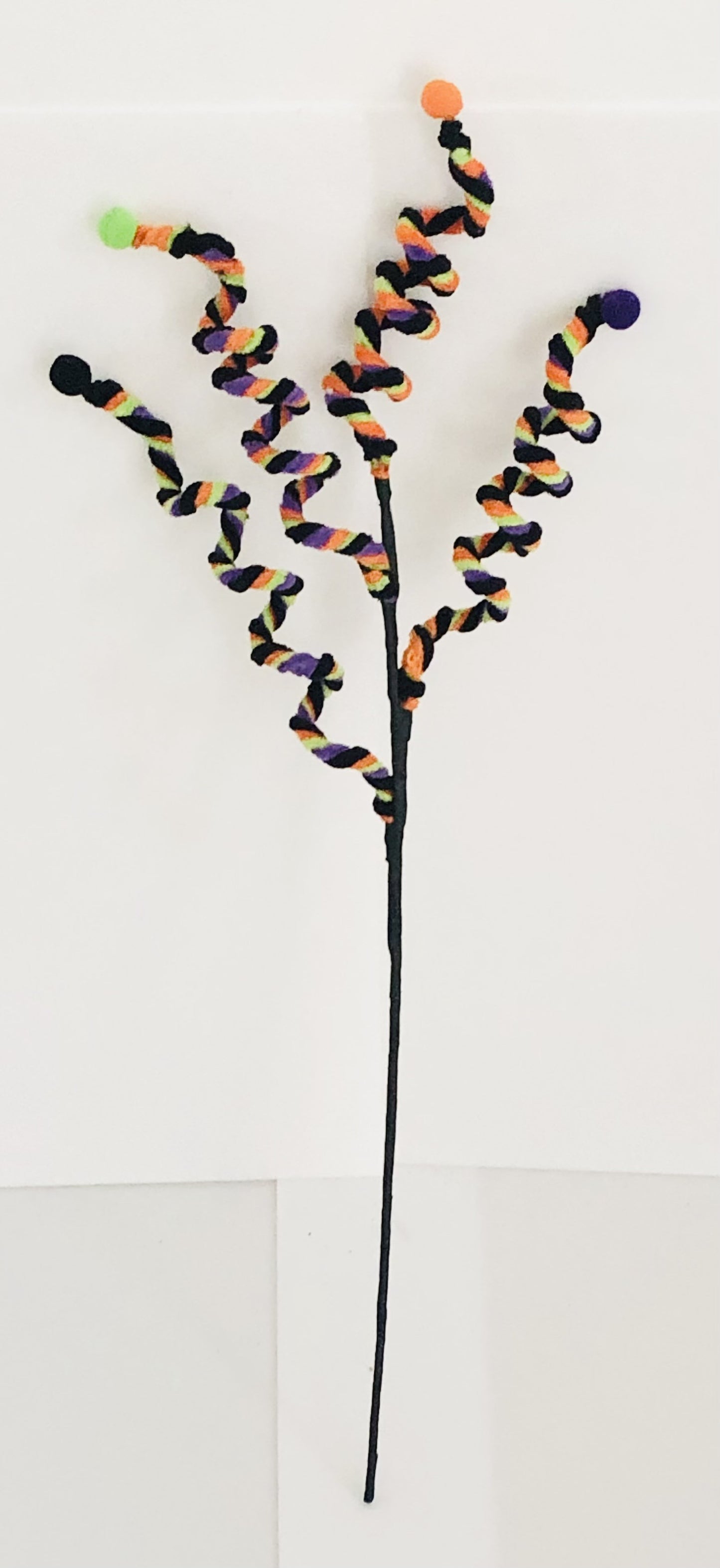 4 swirl Halloween spray