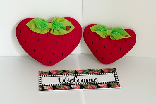 Strawberry attachment and sign set