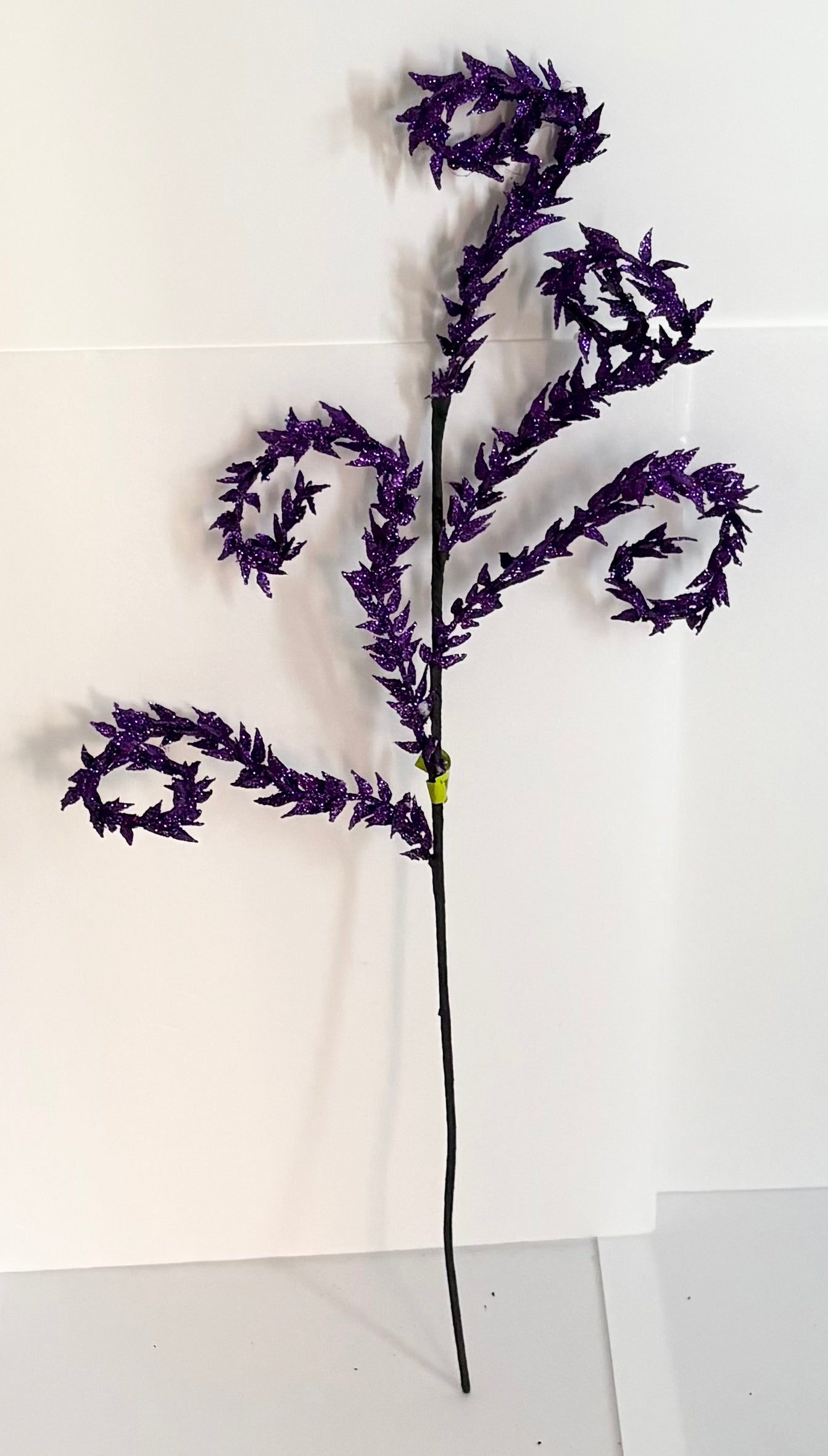 Glitter spiked 5 swirls purple stem