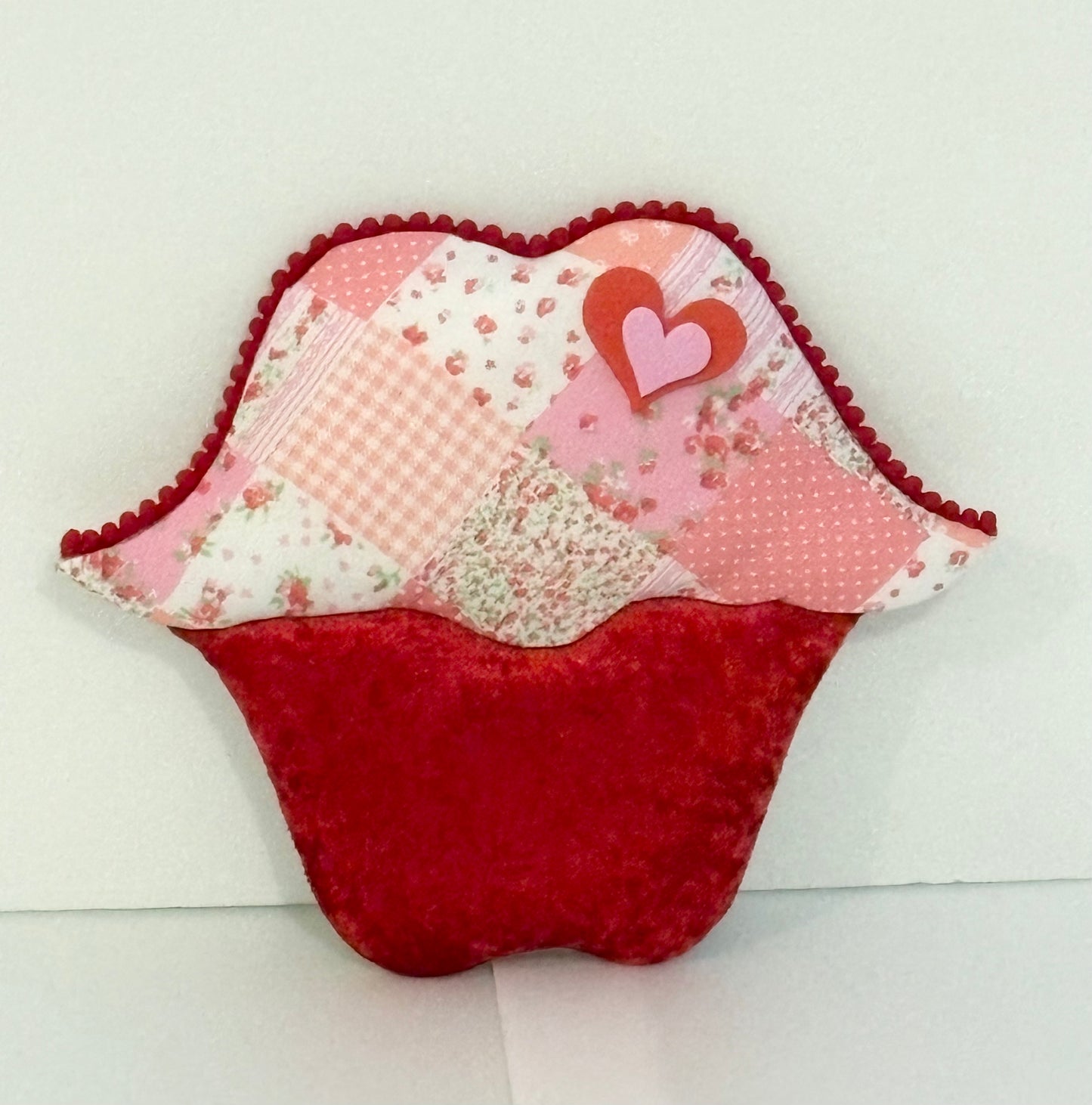 Lips attachment red and pink