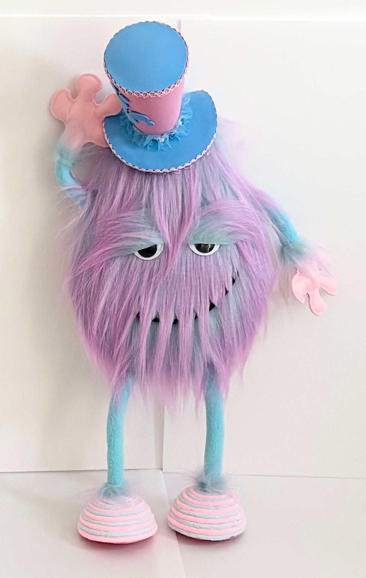 XL fluffy monster, pink and blue