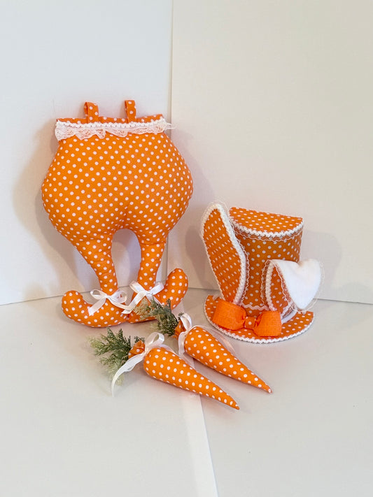 001 Bailey Set, orange bunny butt, top hat with ears and two carrots, Easter, Spring, decoration, wreath attachment