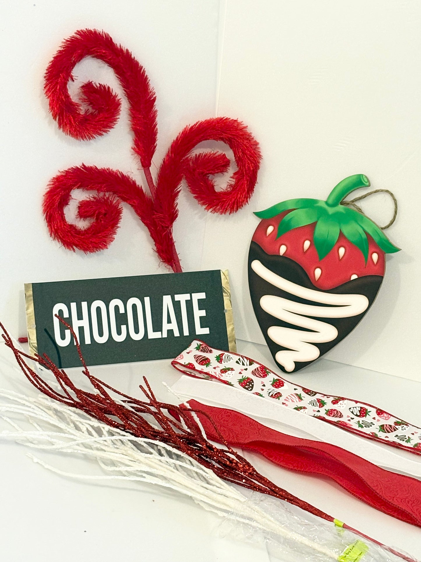Chocolate Strawberry sign kit 002