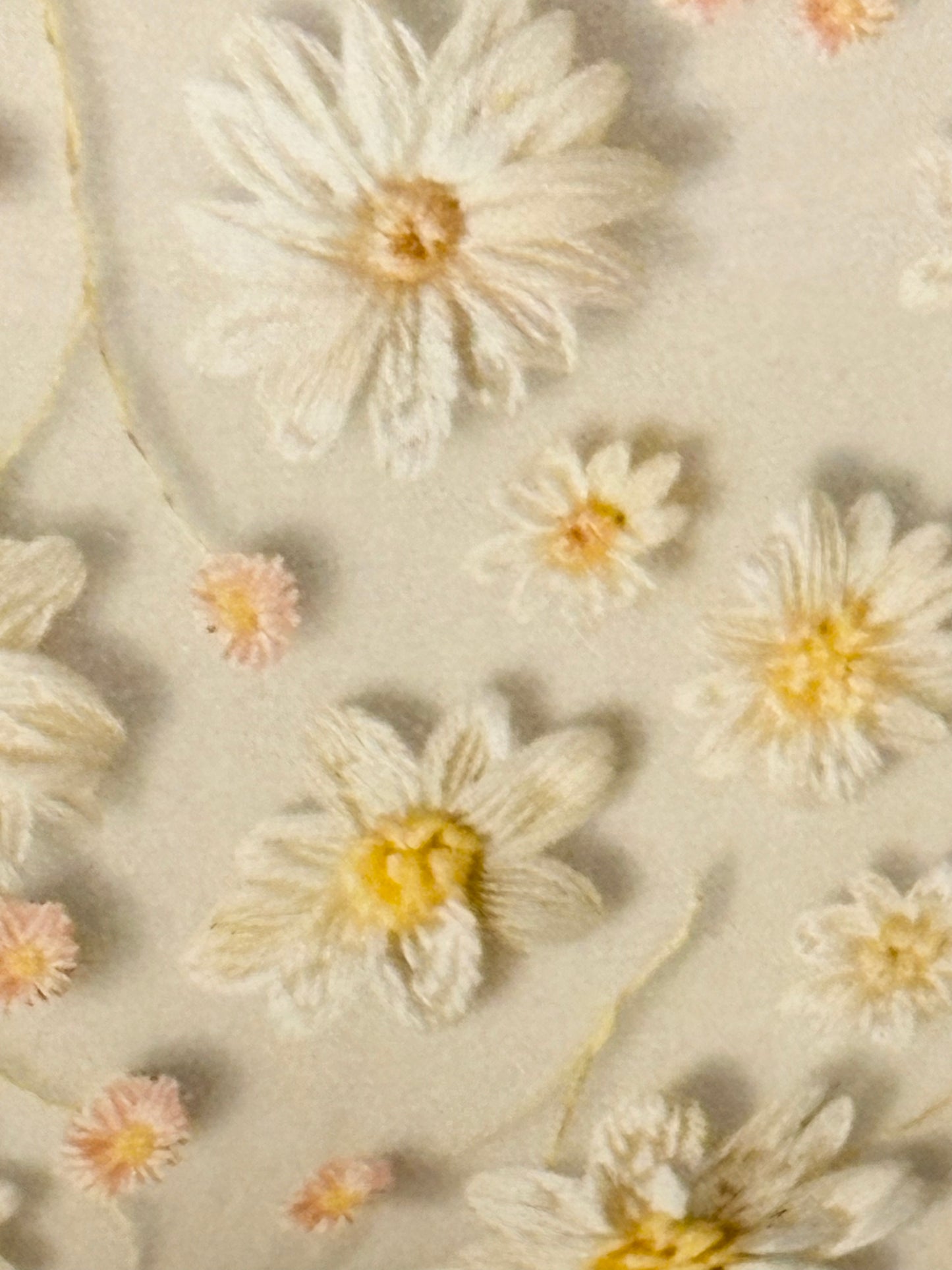 003 Bailey Set, Daisies bunny butt, top hat with ears and two carrots, Easter, Spring, decoration, wreath attachment