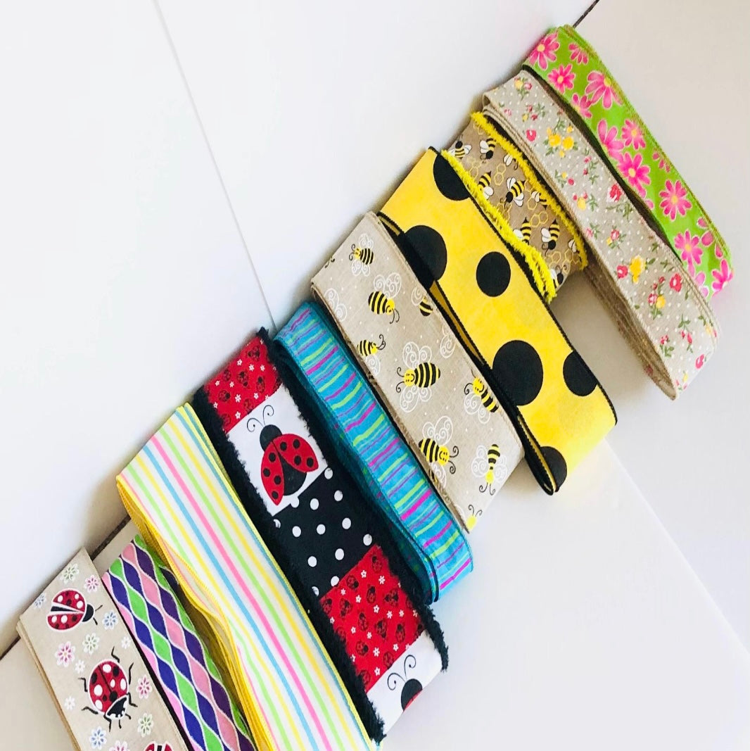 Mystery ribbon boxes 30 meters of ribbons