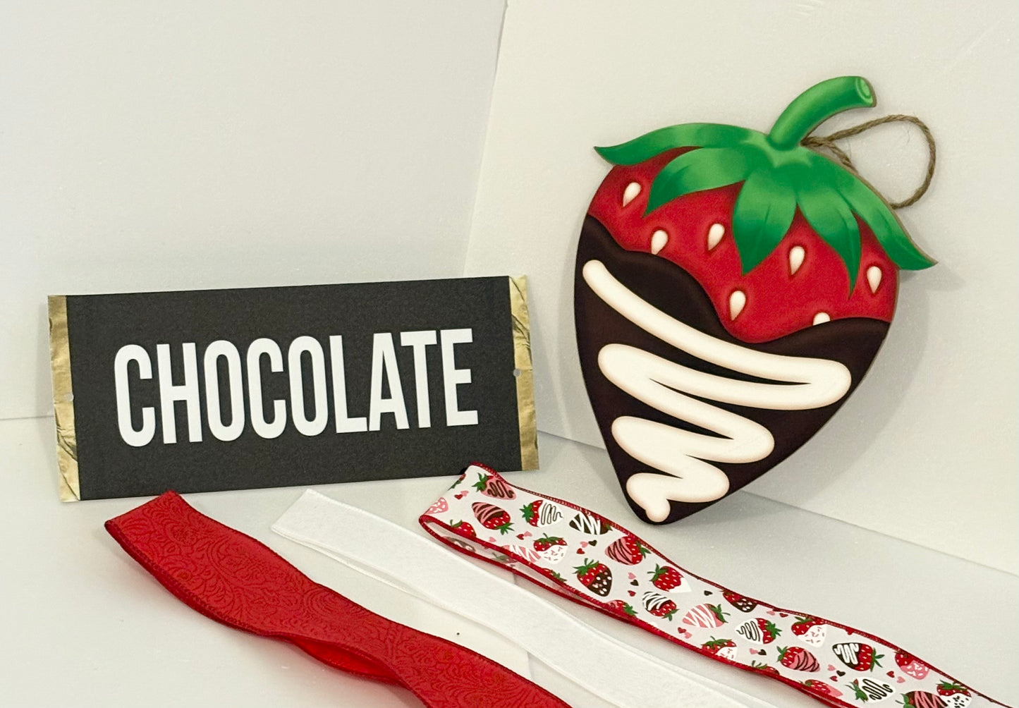 Chocolate strawberry sign kit 001