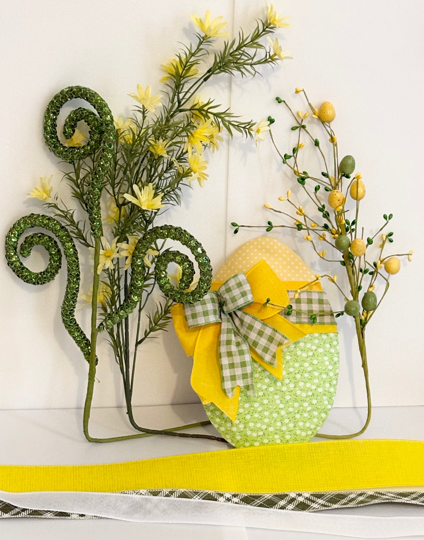 Easter egg attachment set in green and yellow